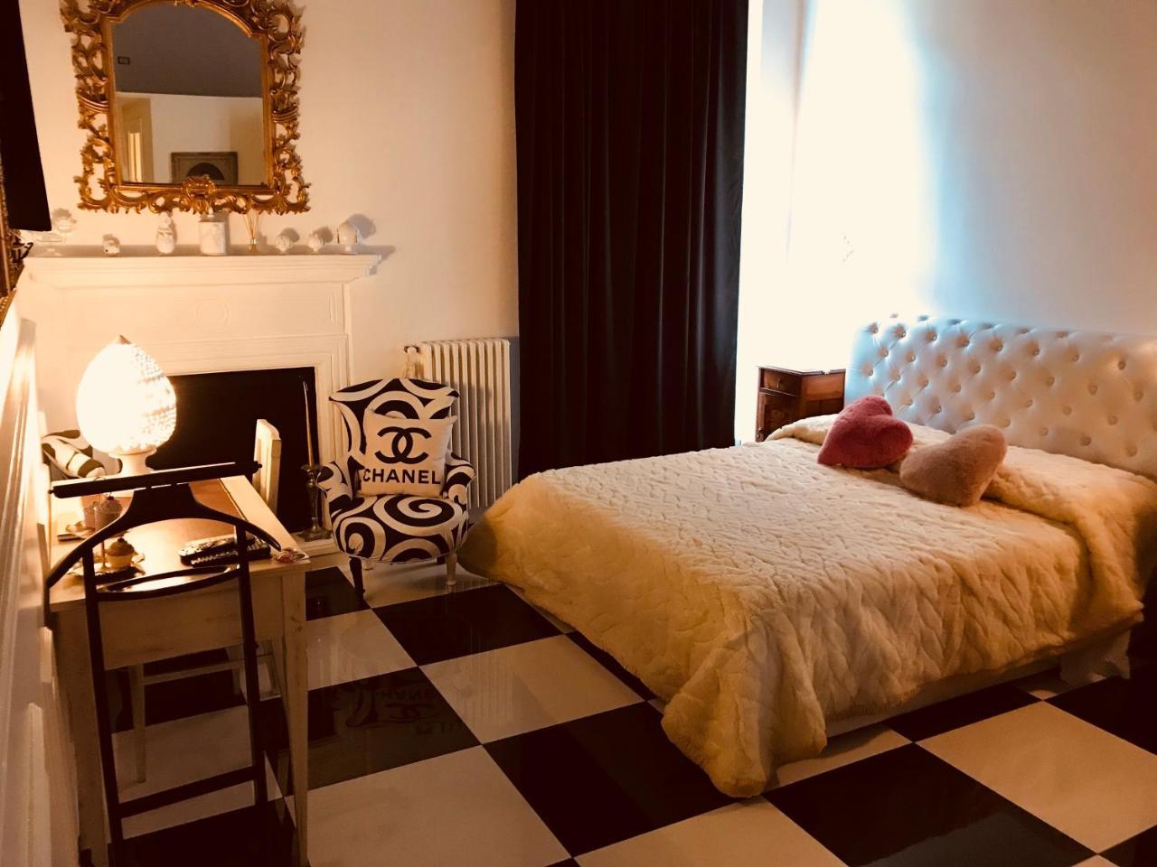 אקואוויווה דלה פונטי B&B Dell'Orologio מראה חיצוני תמונה